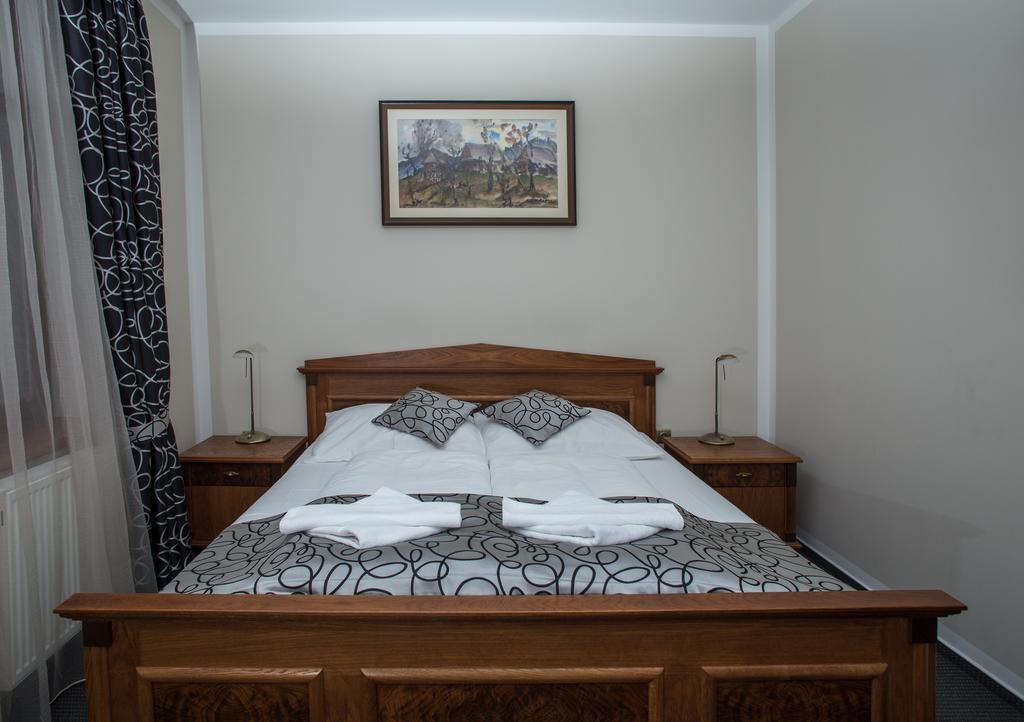Valašské Meziříčí Penzion Reichova Vila מראה חיצוני תמונה