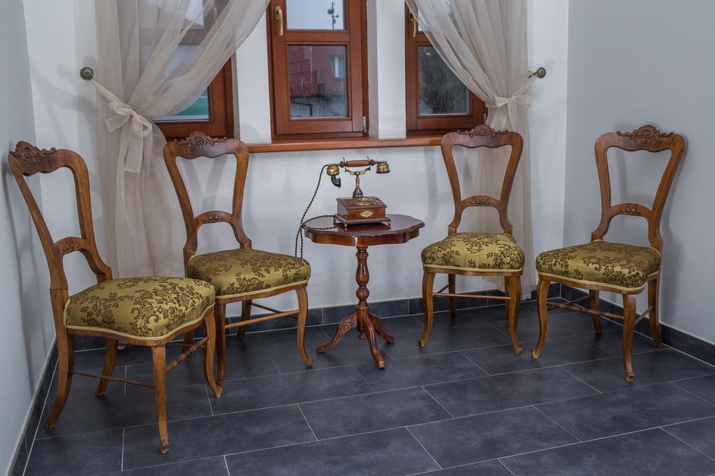 Valašské Meziříčí Penzion Reichova Vila מראה חיצוני תמונה